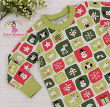 Size 6/12 Months Holiday Soft Knit 2 pc Set