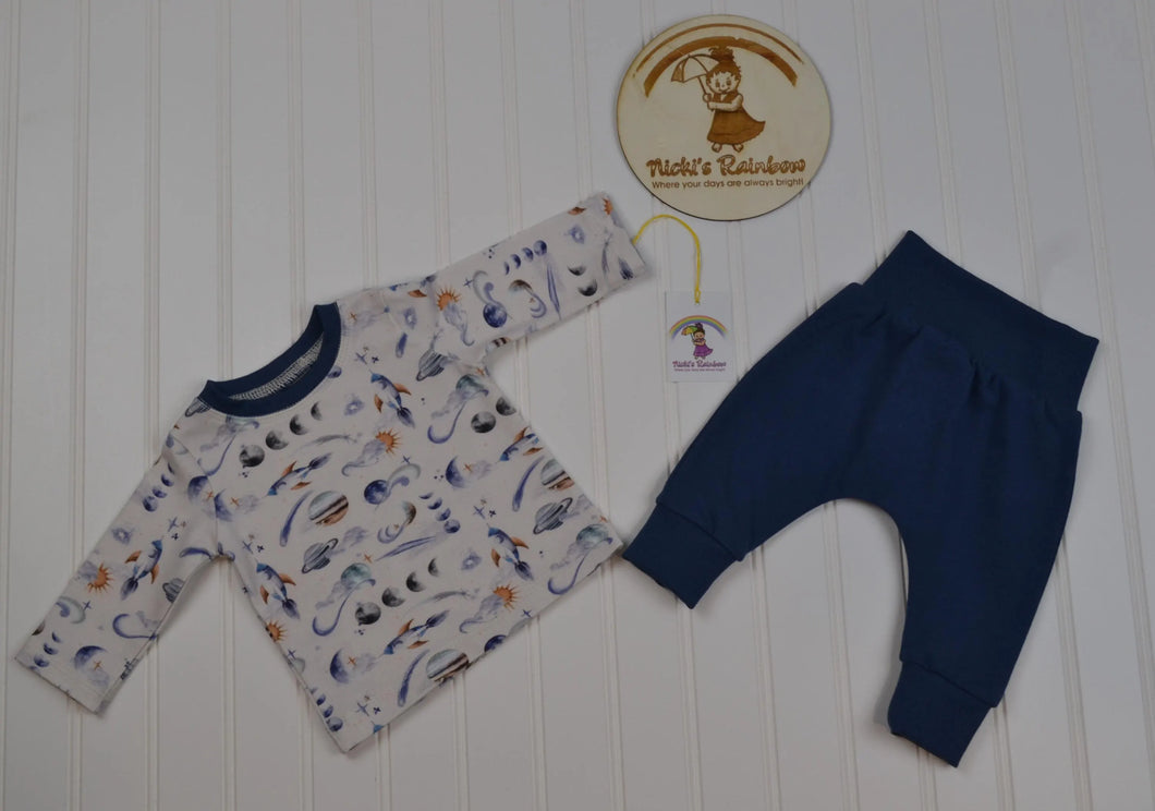 Nicki's Rainbow Organic Outer Space Knit Top and Pants Baby Set